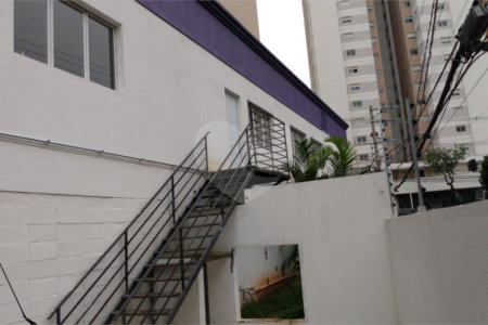 Ponto comercial e 4 banheiros à venda, 710 m² por 4.500.000 na Aclimação - Estuda Permuta.