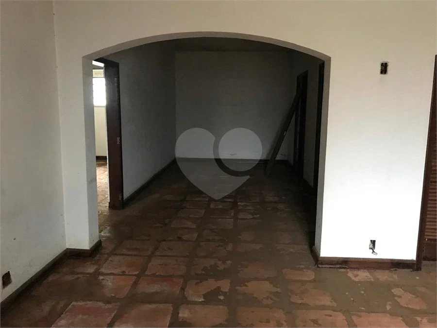 CASA À VENDA COLOCADA COM A SANTA CASA