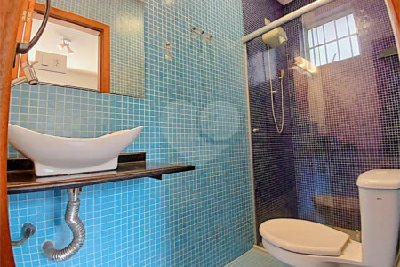 Sobrado à venda com 3 quartos, sendo 1 suíte, em Brooklin, São Paulo, SP