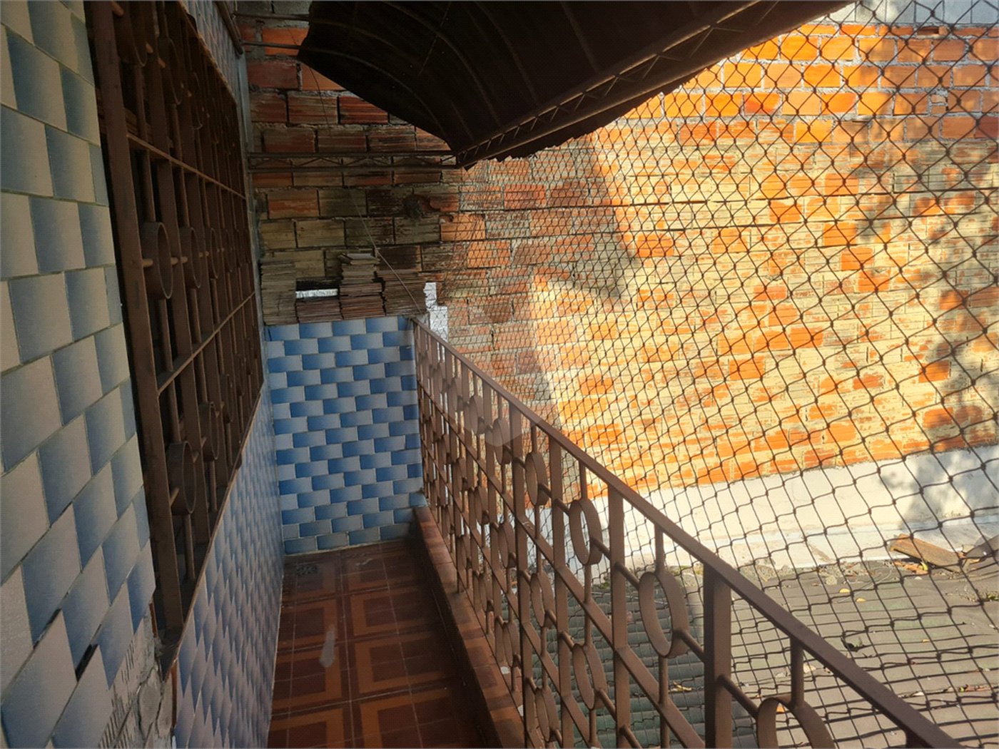 Sobrado à venda com 2 quartos, sendo 1 suíte, em Jardim Ivana, São Paulo, SP