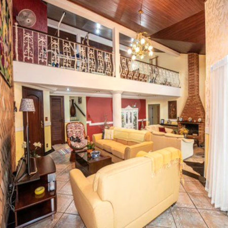 Casa à venda com 3 suítes no condomínio Aldeia da Serrinha, Sorocaba - SP