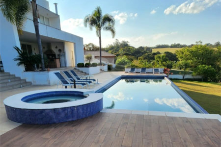 Casa à venda com 4 suítes no condomínio Village Ipanema 1, Araçoiaba da Serra - SP