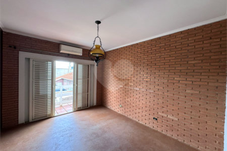 Sobrado à venda com 4 quartos, sendo 3 suítes, em Jardim América, Ribeirão Preto, SP