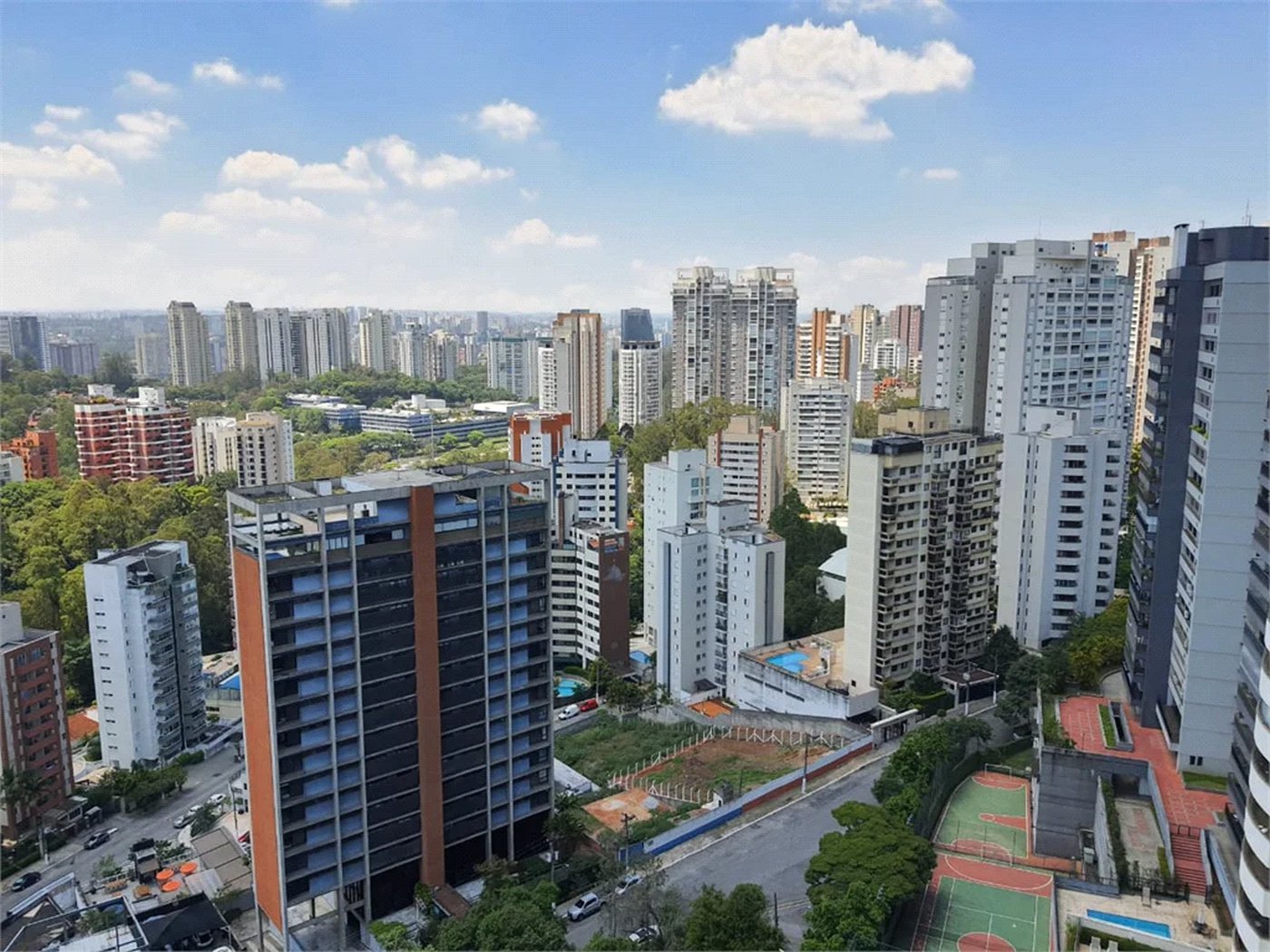 Apartamento à venda com 4 suítes em Vila Andrade, São Paulo, SP