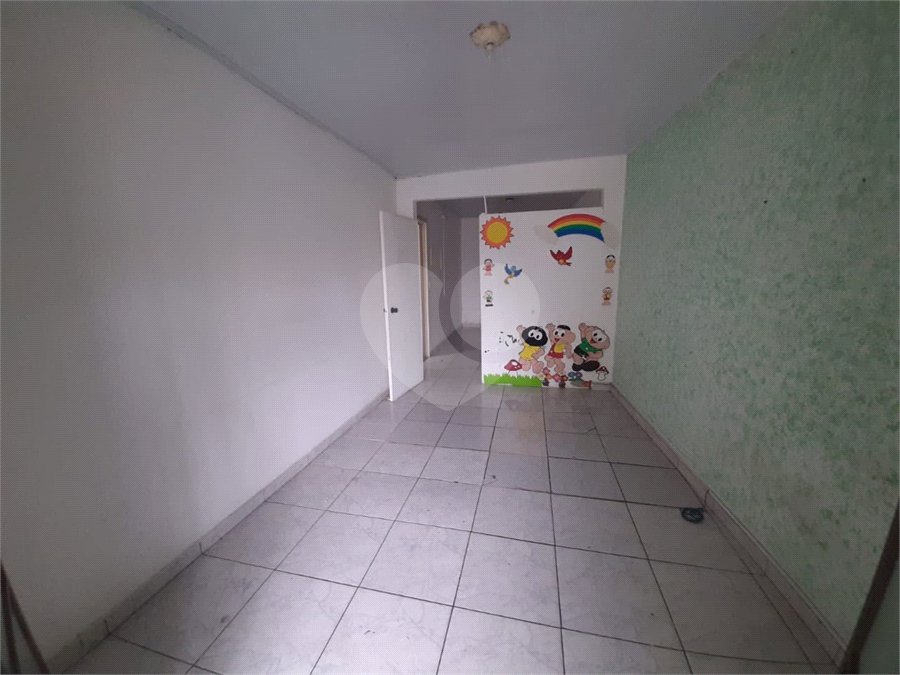 Sobrado à venda com 2 quartos em Vila Margarida, São Paulo, SP