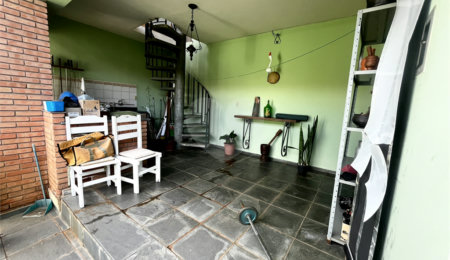 Casa à venda com 5 quartos, sendo 1 suíte,  em Vila Rosa, Itapetininga, SP