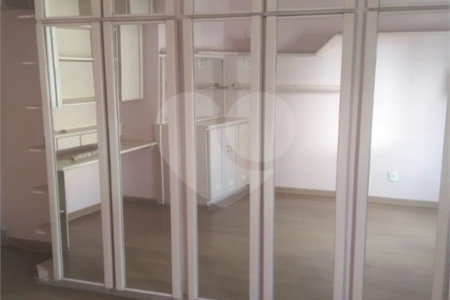 Casa à venda com 3 quartos em Mirandópolis, São Paulo, SP
