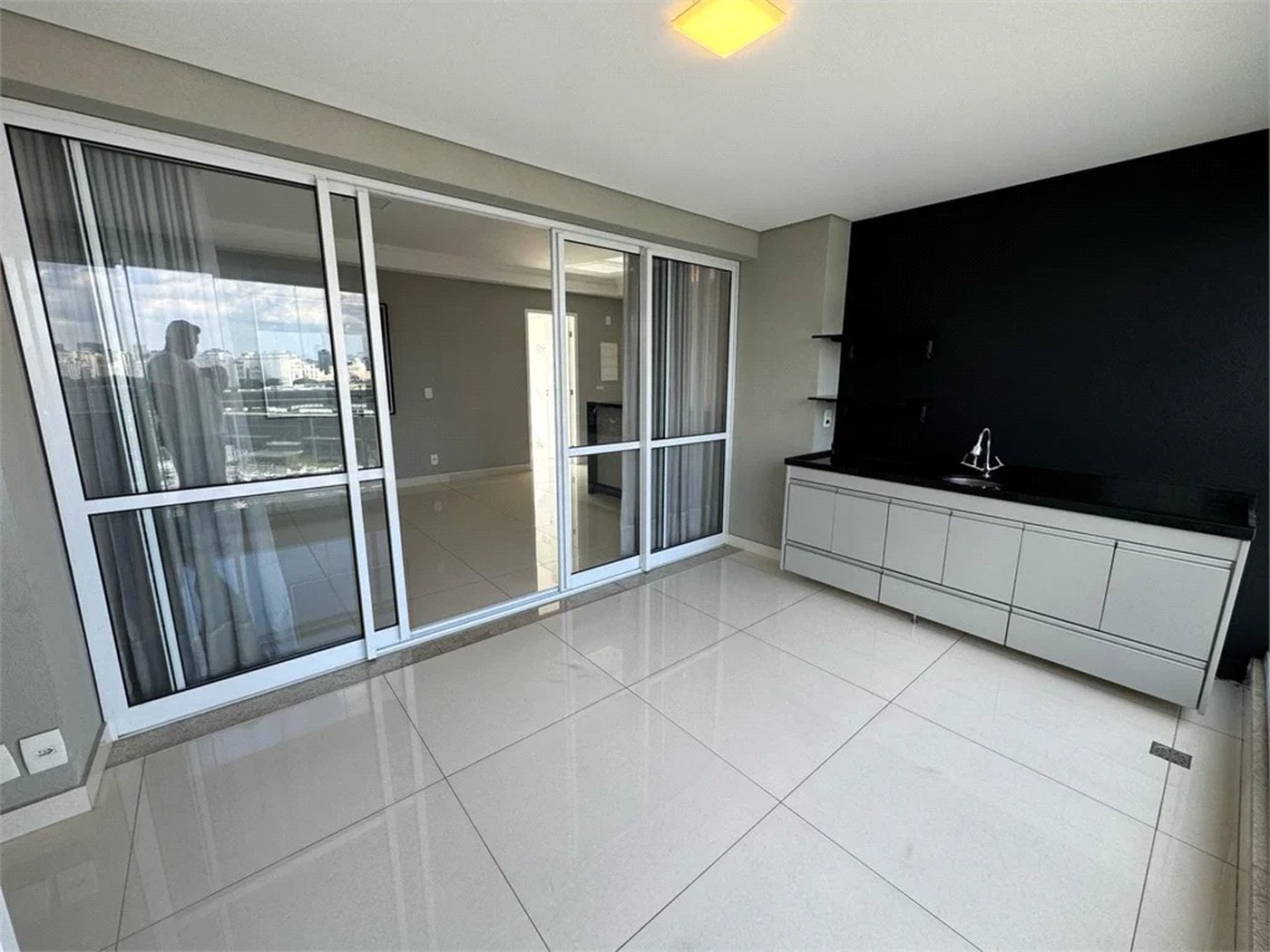 Apartamento à venda com 3 quartos, sendo 1 suíte, em Pinheiros, São Paulo, SP