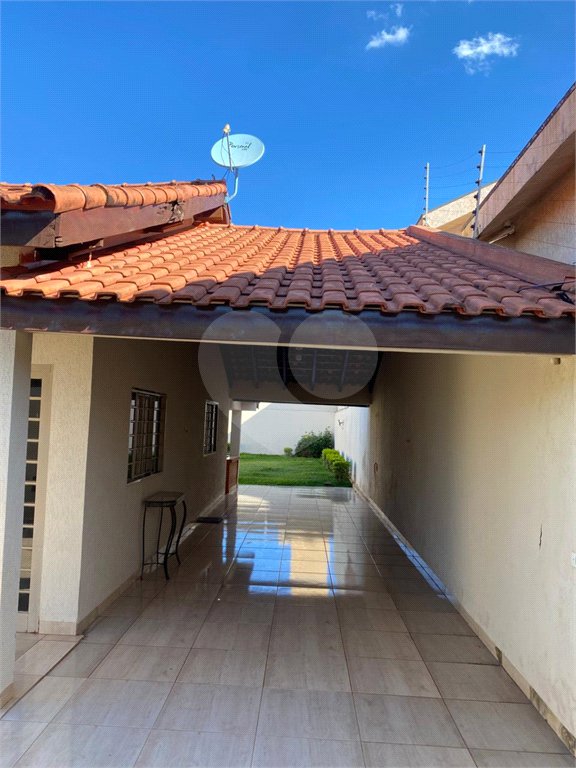 Casa à venda com 2 quartos, sendo 1 suíte, em Vila Renô, Ponta Porã, MS