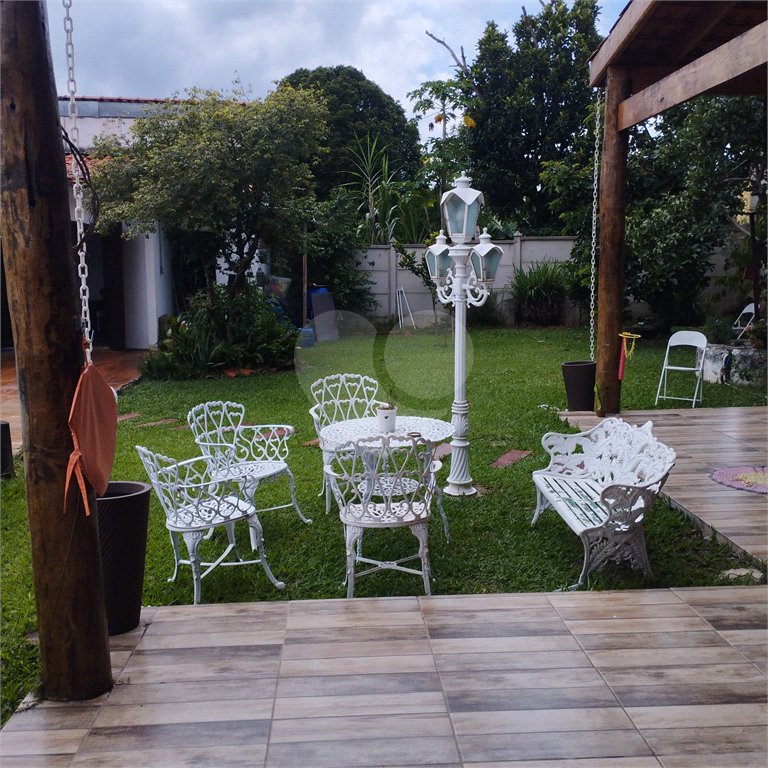 Chácara à venda com 3 quartos, sendo 1 suíte,  no Centro, Araçoiaba da Serra, SP