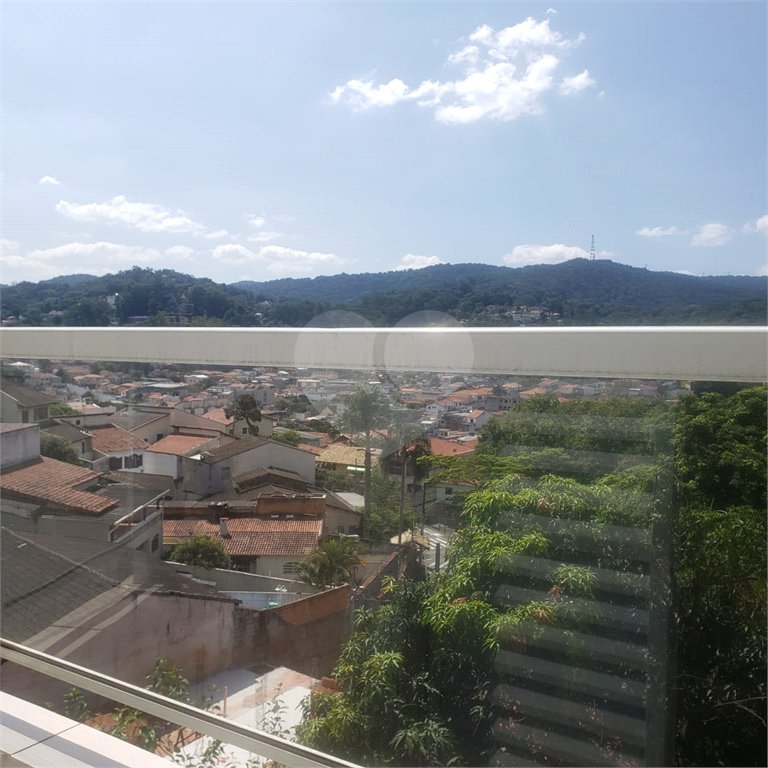 Sobrado à venda com 3 quartos, sendo 1 suíte, em Tremembé, São Paulo, SP