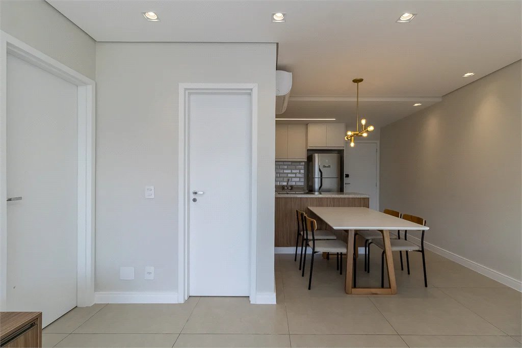 Apartamento à venda com 1 quarto em Vila Cordeiro, São Paulo, SP