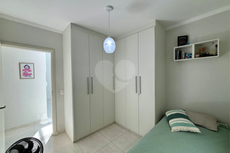 Casa à venda ou para alugar com 6 quartos, sendo 1 suíte, em Residencial/Comercial, Guarulhos, SP