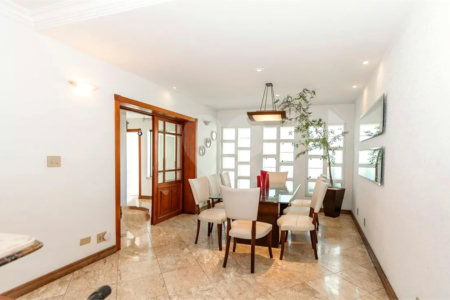 Casa de Vila à venda com 3 quartos, sendo 1 suíte, em Campo Belo, São Paulo, SP