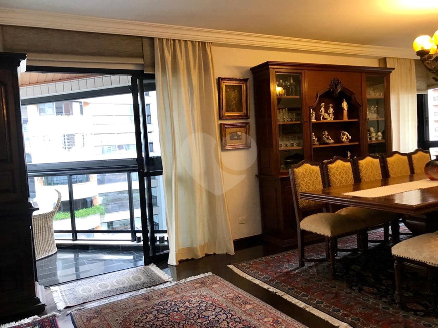 Apartamento à venda com 3 suítes em Vila Mariana, São Paulo, SP