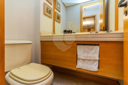 Apartamento à venda com 4 quartos, sendo 3 suítes, em Alto da Lapa, São Paulo, SP
