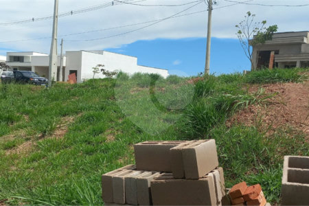 Terreno à venda em Residencial Jatobás, Louveira, SP