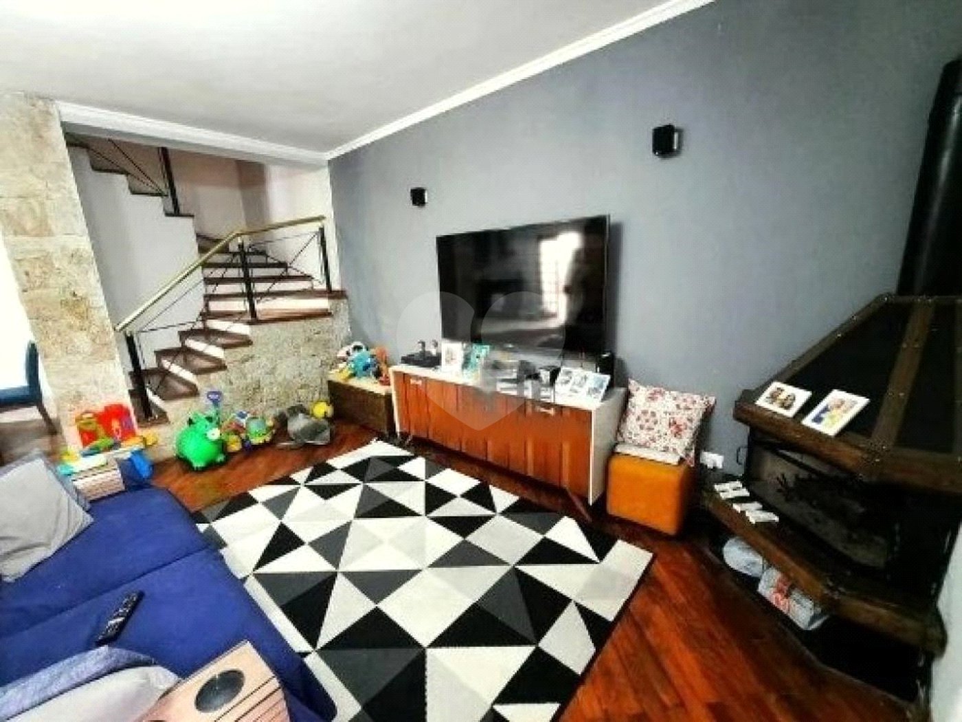 Casa à venda com 5 quartos, sendo 3 suítes, em Jardim Ester, São Paulo, SP