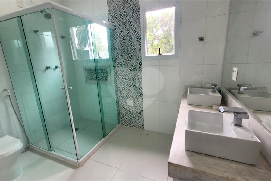 Casa à venda com 4 suítes no condomínio Jardim da Montanha I, Mairiporã - SP