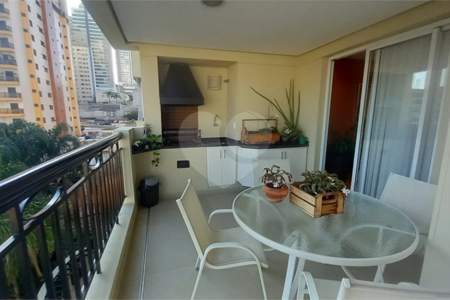 Apartamento à venda com 4 quartos, sendo 3 suítes, em Santana, São Paulo, SP