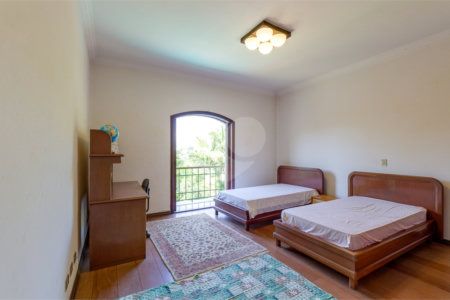 Casa à venda com 5 suítes no condomínio Chácara Flora, São Paulo - SP