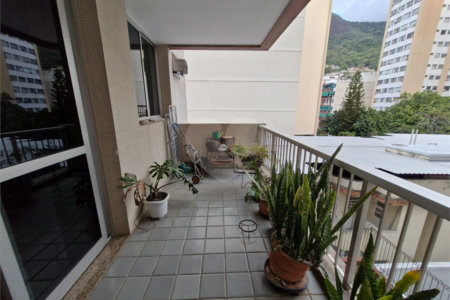 Apartamento à venda com 4 quartos, sendo 2 suítes,  em Tijuca, Rio de Janeiro, RJ