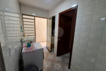 Sobrado à venda com 3 quartos, sendo 2 suítes, em Santana, São Paulo, SP