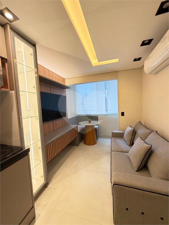 Apartamento à venda ou para alugar com 1 quarto em Vila Olímpia, São Paulo, SP