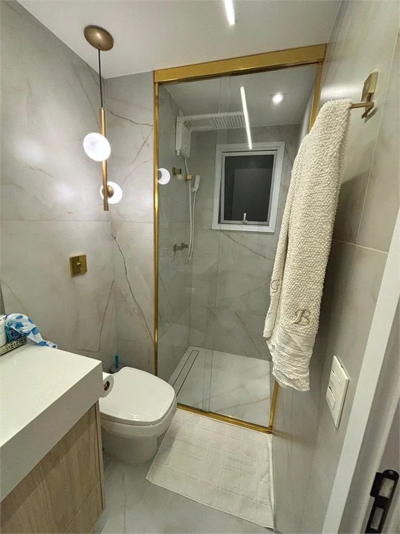 Apartamento à venda com 2 suítes em Vila Anastácio, São Paulo, SP
