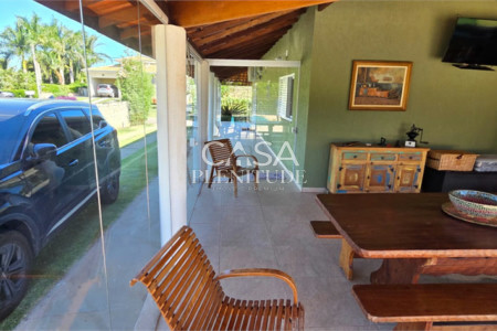 Casa em condomínio à venda ou para alugar com 3 quartos, sendo 1 suíte, em Village da Serra, Araçoiaba da Serra, SP