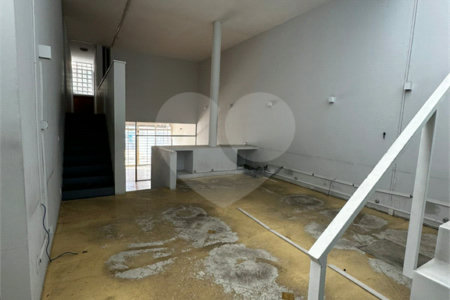 Casa à venda ou para alugar com 4 quartos, sendo 2 suítes,  em Vila Andrade, São Paulo, SP