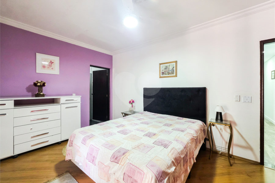 Casa à venda com 4 quartos, sendo 1 suíte, em Sapopemba, São Paulo, SP