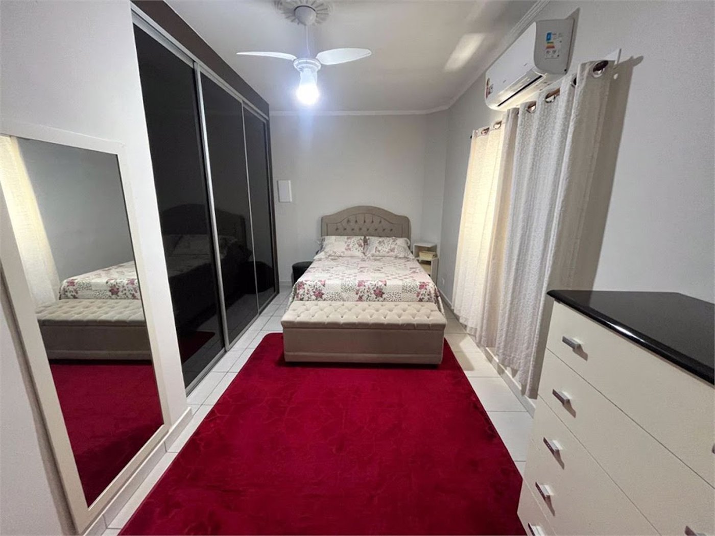 Casa com 3 dormitórios à venda, 142 m² por R$ 675.000,00 - Centro - São Vicente/SP