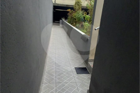 Casa à venda com 3 quartos em Jardim São Jorge, São Paulo, SP