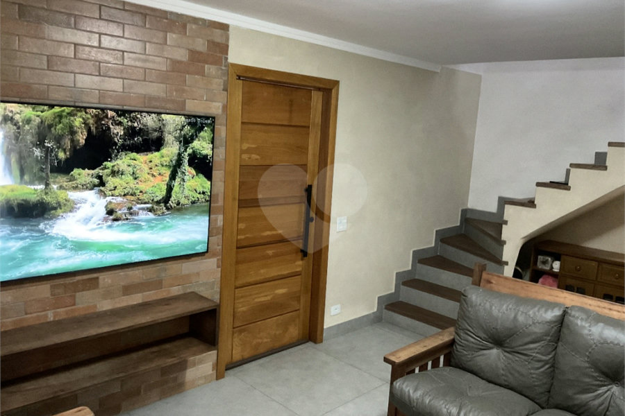 Sobrado à venda com 3 quartos, sendo 1 suíte,  em Horto Florestal, São Paulo, SP