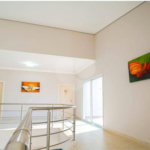 Casa à venda com 4 quartos, sendo 2 suítes, no condomínio Residencial Jardim Primavera, Louveira - SP