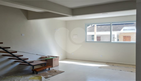Casa à venda com 3 quartos, sendo 1 suíte,  no condomínio Estancia da Serra / Residencial Nova Mairipora, Mairiporã - SP