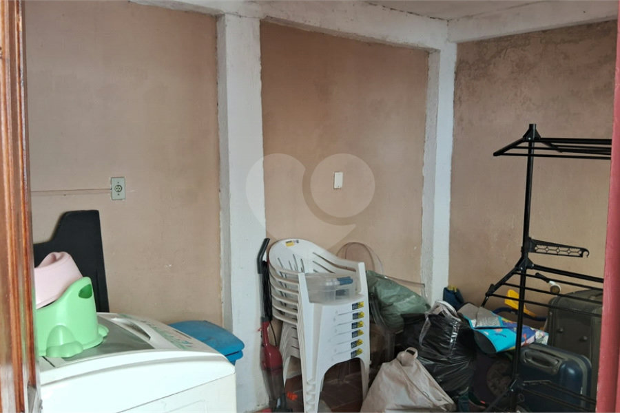 Sobrado à venda com 2 quartos, sendo 1 suíte, em Tremembé, São Paulo, SP