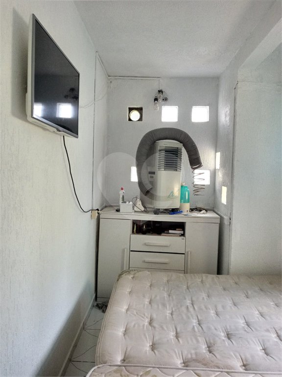Casa à venda com 5 quartos, sendo 2 suítes, em Vila Medeiros, São Paulo, SP