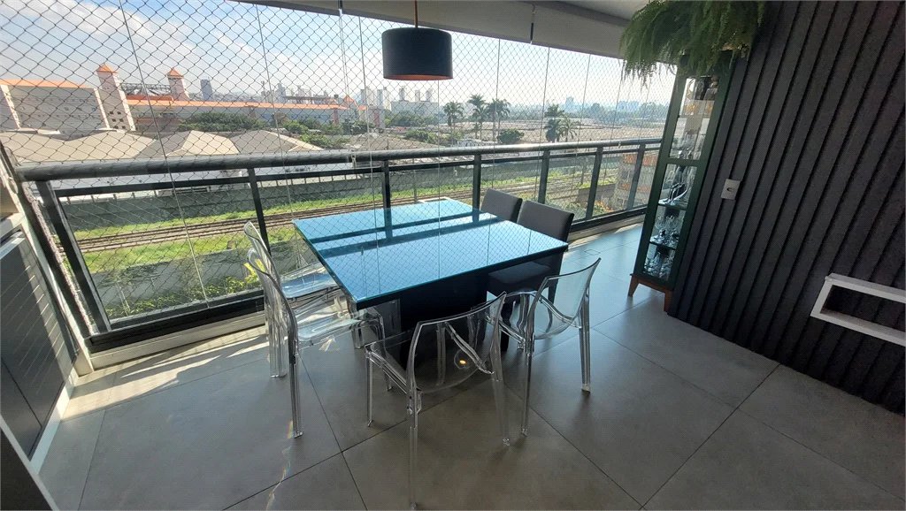 Apartamento à venda com 3 quartos, sendo 1 suíte, em Vila Leopoldina, São Paulo, SP
