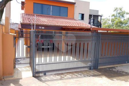 Sobrado à venda com 4 quartos, sendo 1 suíte, em Wanel Ville, Sorocaba, SP