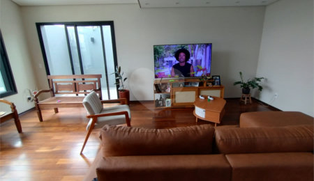 Casa à venda com 3 suítes no Centro, Itapetininga, SP