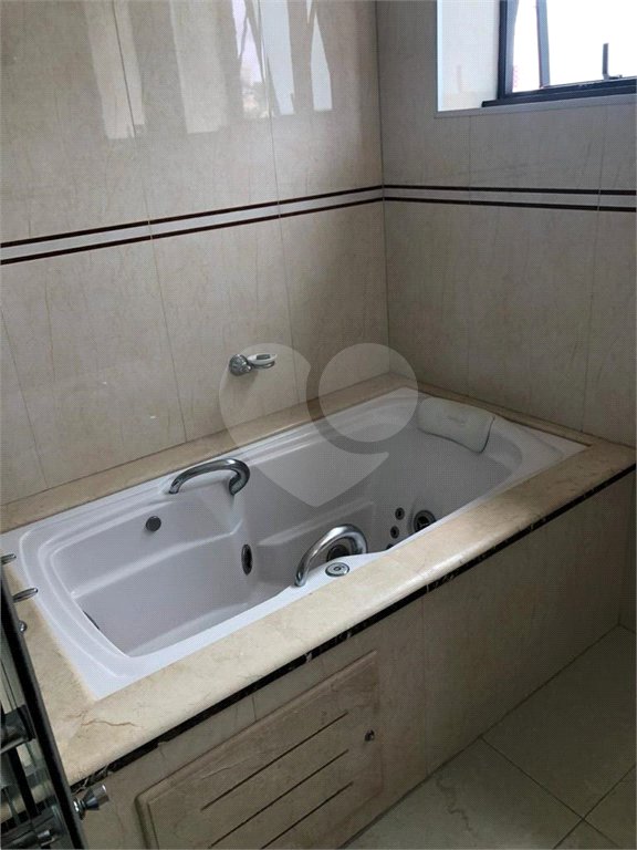 Apartamento à venda com 4 suítes em Vila Oliveira, Mogi das Cruzes, SP