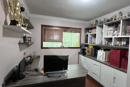 Casa à venda com 4 suítes em City América, São Paulo, SP