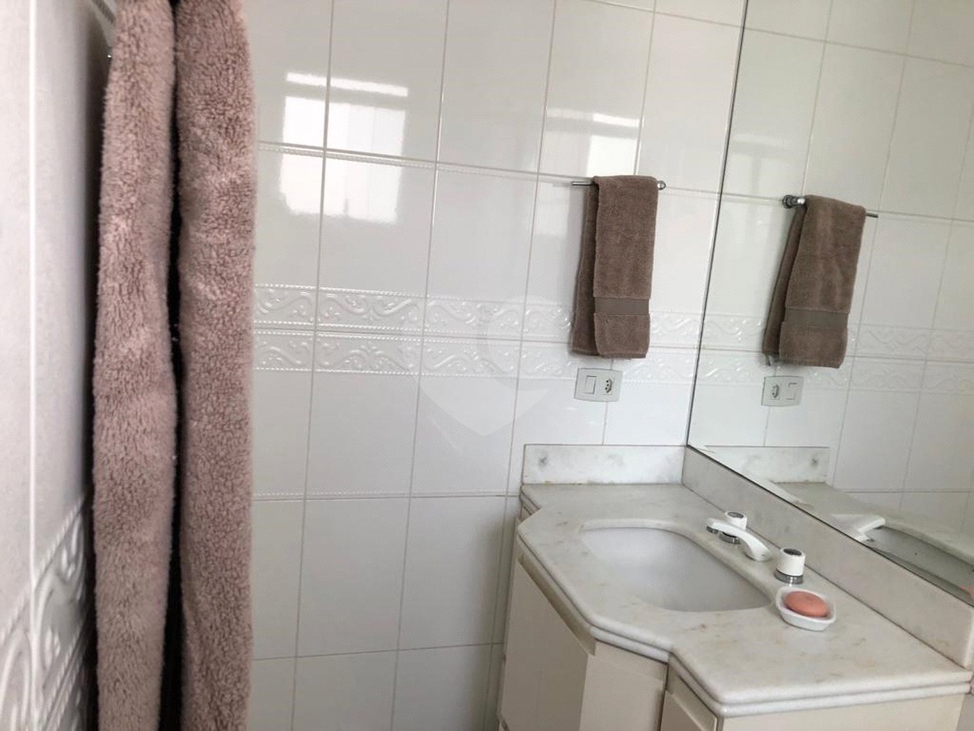 Apartamento à venda com 4 quartos, sendo 3 suítes,  em Cidade Monções, São Paulo, SP