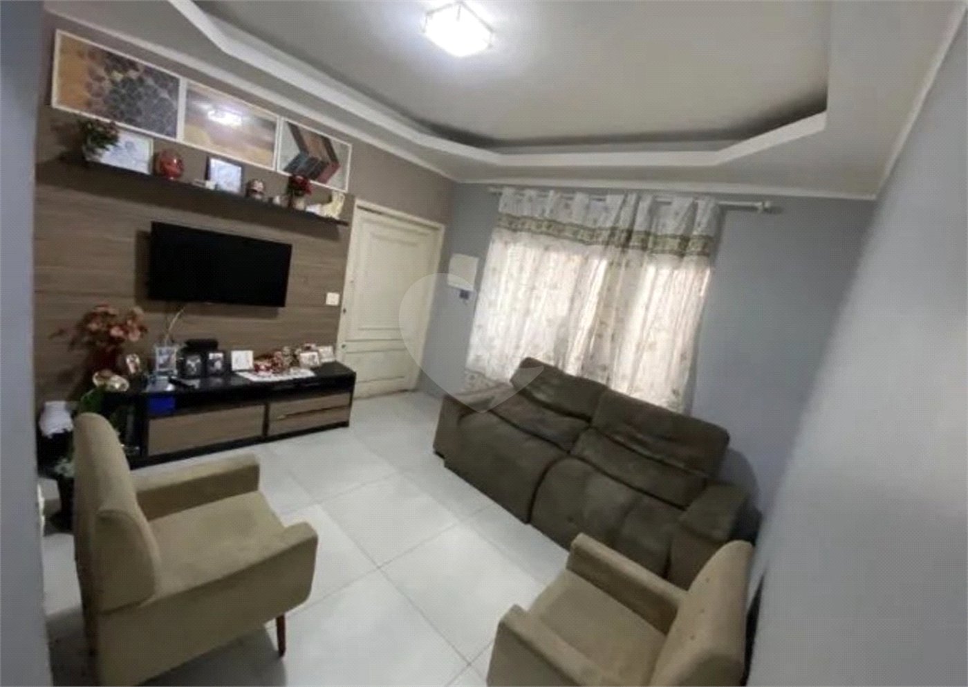 Sobrado à venda com 5 quartos em Santa Maria, Osasco, SP