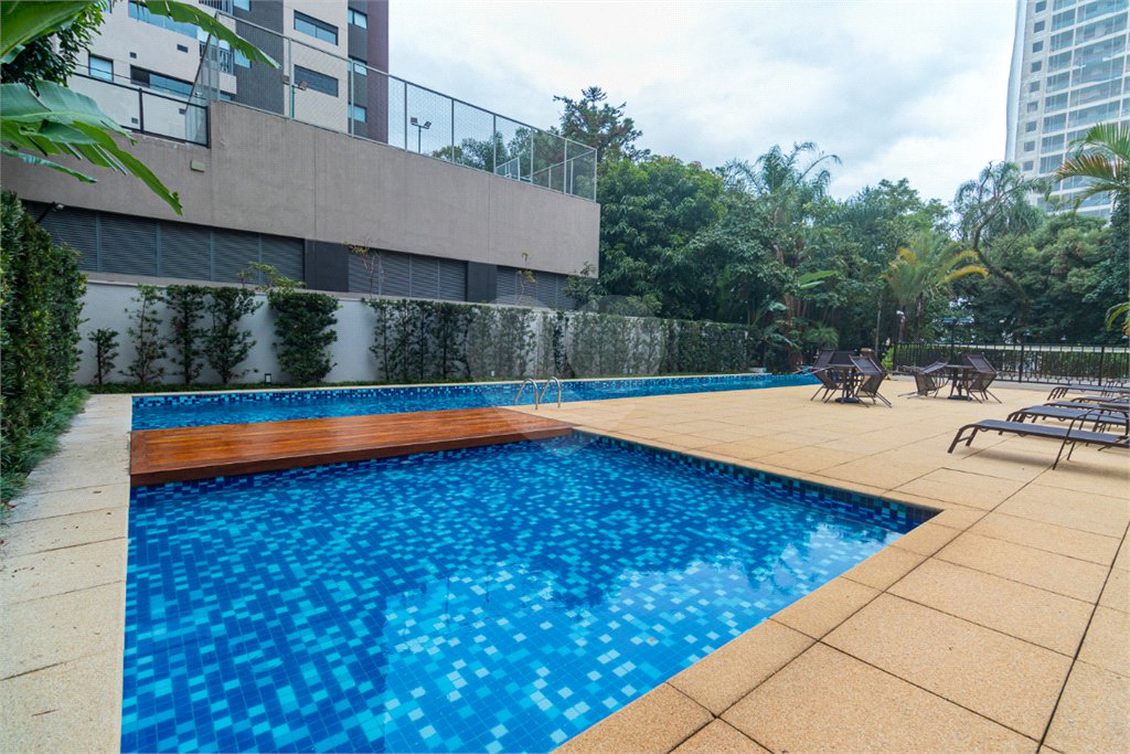 Apartamento à venda com 2 suítes em Alto da Boa Vista, São Paulo, SP