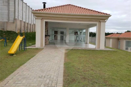 Casa à venda no condomínio Vila Rica, Indaiatuba - SP