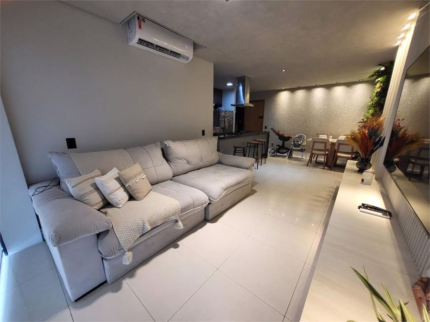 Apartamento Residencial à venda, Gonzaga, Santos - AP1097.