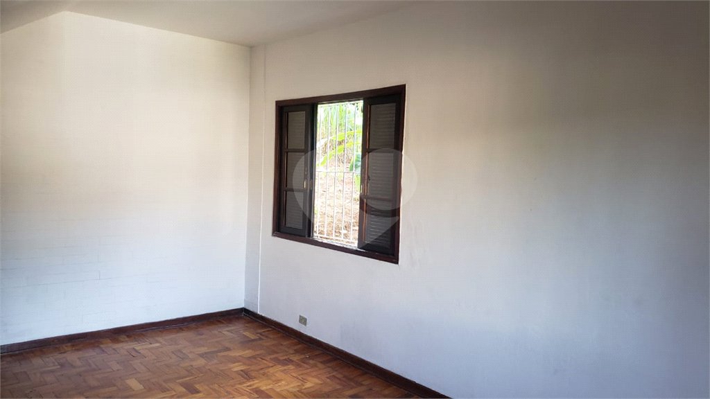 Sobrado à venda com 3 quartos, sendo 1 suíte, em Horto, São Paulo, SP